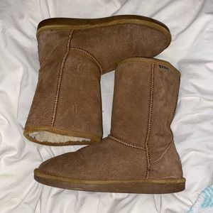 Bearpaw boots